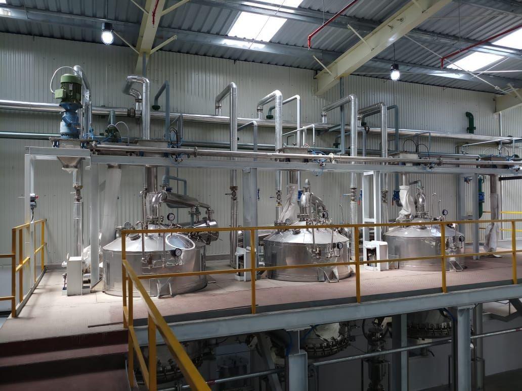 Mechotech extraction and distillation facility